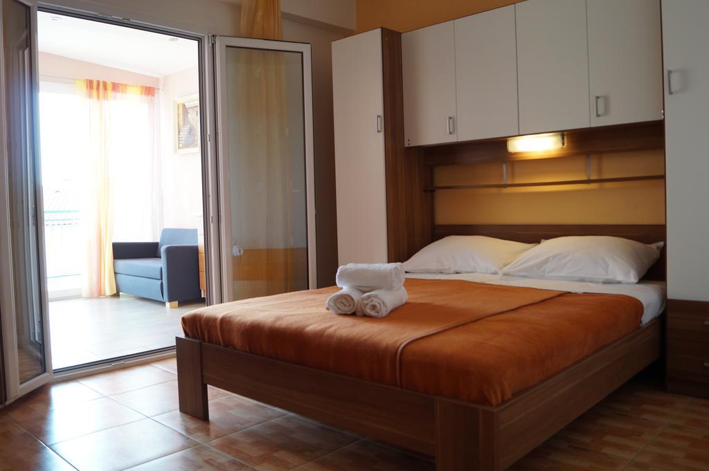 Apartments Mario With Private Parking Makarska Eksteriør bilde