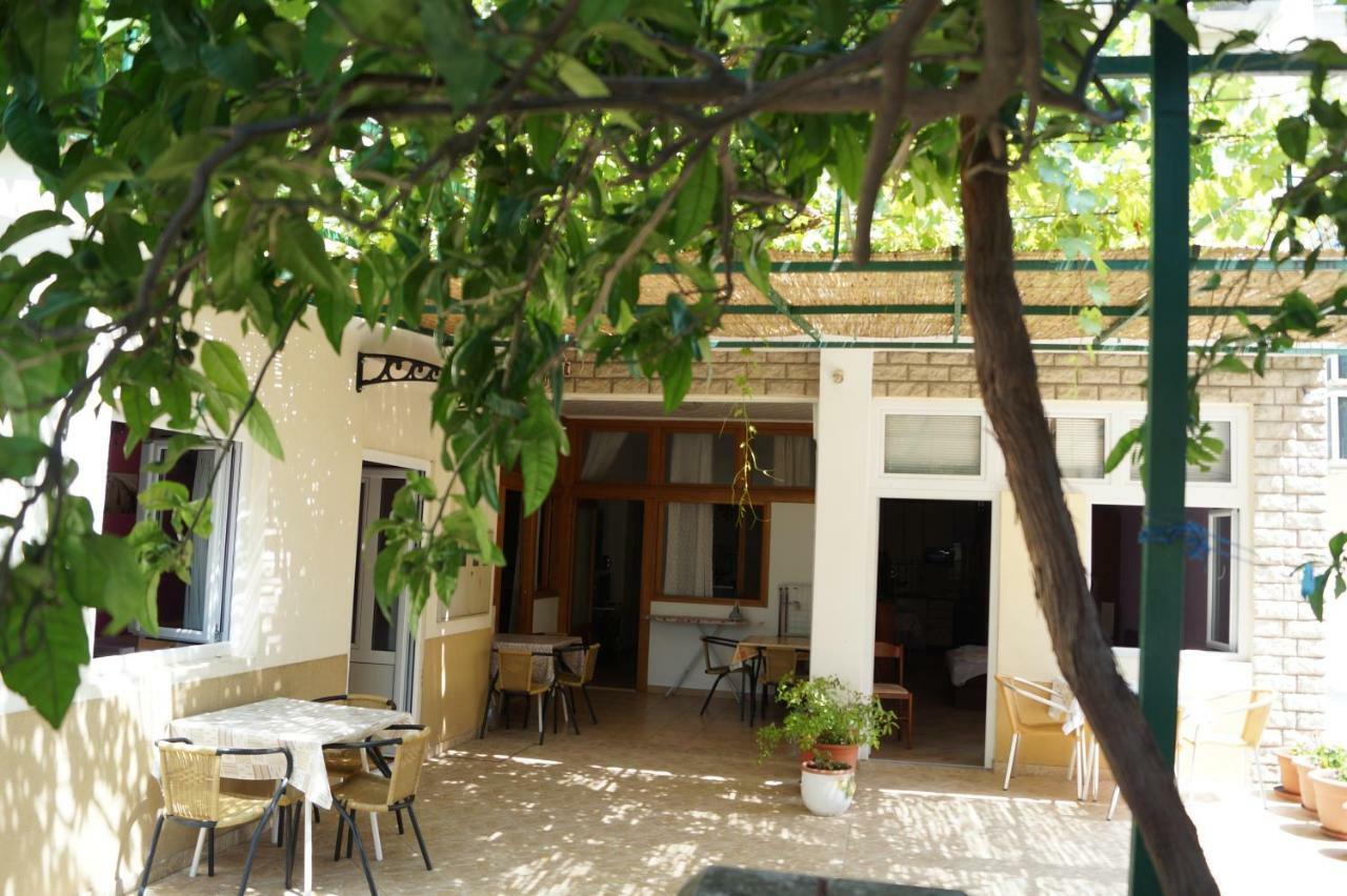 Apartments Mario With Private Parking Makarska Eksteriør bilde