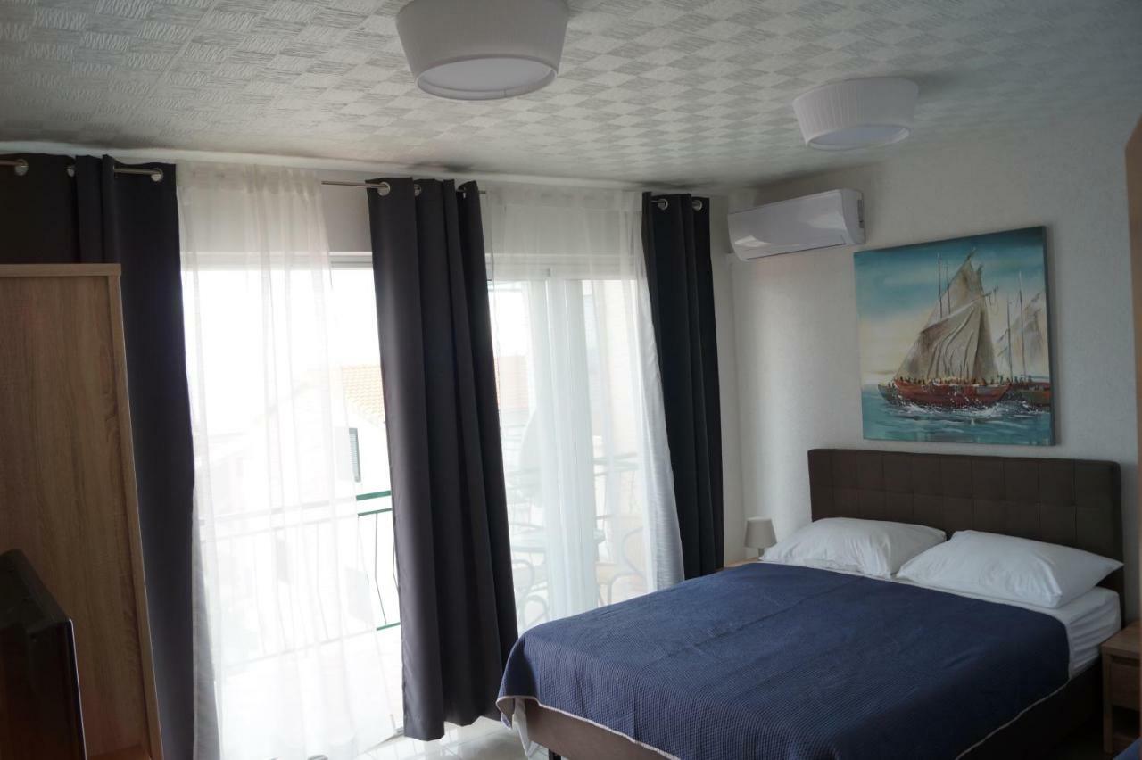 Apartments Mario With Private Parking Makarska Eksteriør bilde
