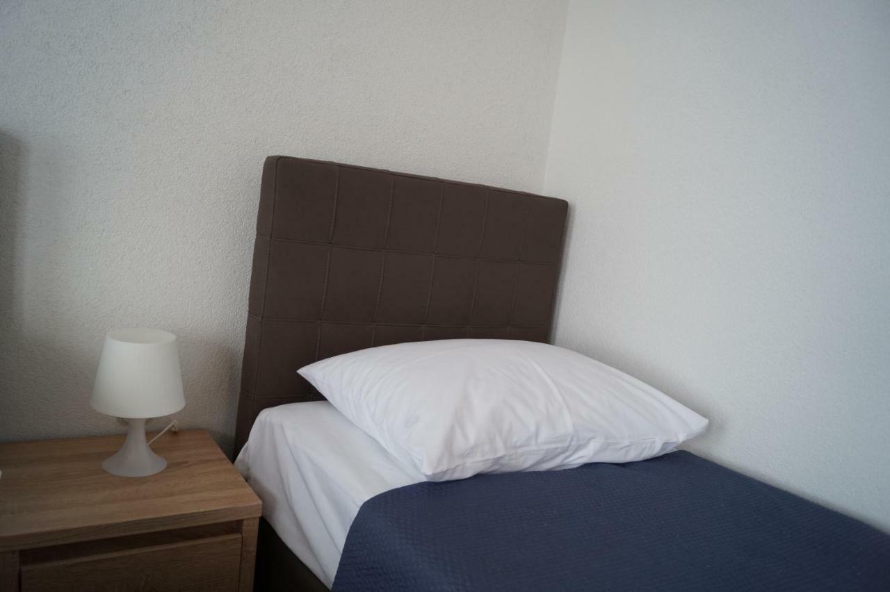 Apartments Mario With Private Parking Makarska Eksteriør bilde